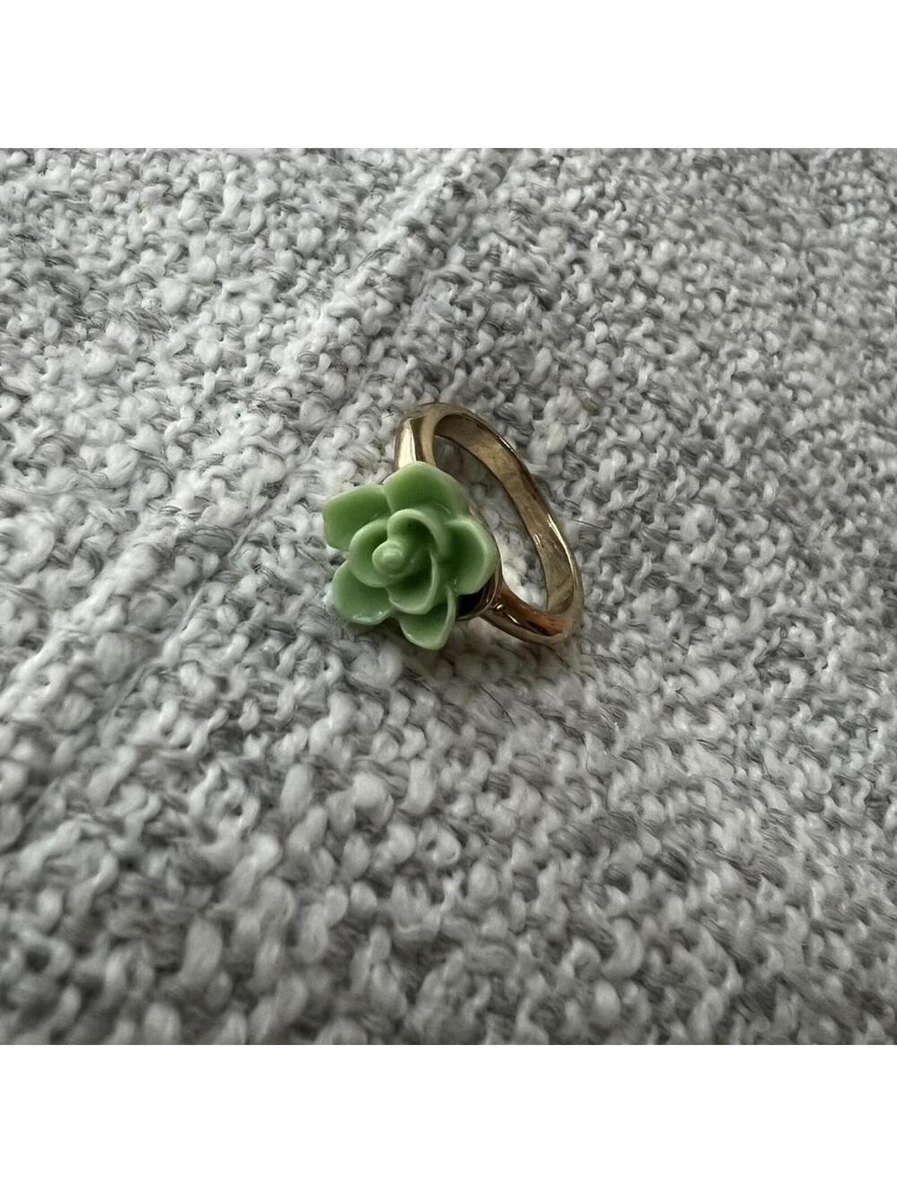 Vintage Gold-Tone Ring w/Green Resin Rose